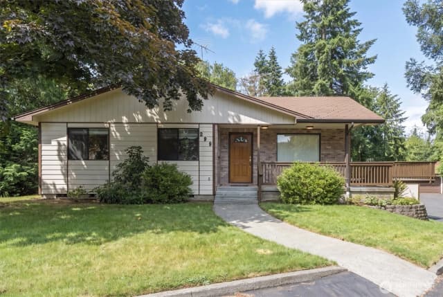 Property photo for 299 Cedar Lane, Longview