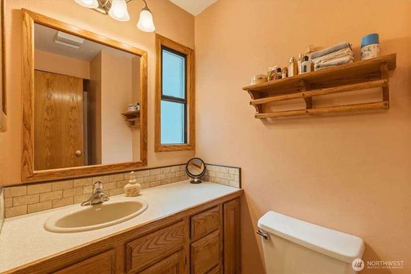 Property photo for 299 Cedar Lane, Longview photo 21
