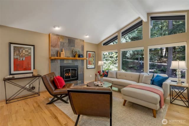 Property photo for 15727 154th Avenue Ne, Woodinville photo 4