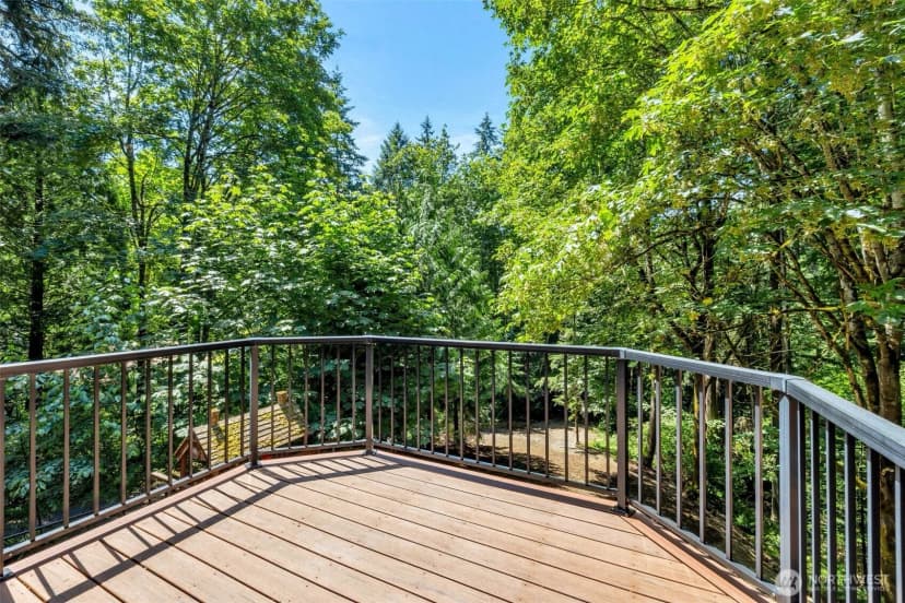 Property photo for 15727 154th Avenue Ne, Woodinville photo 12