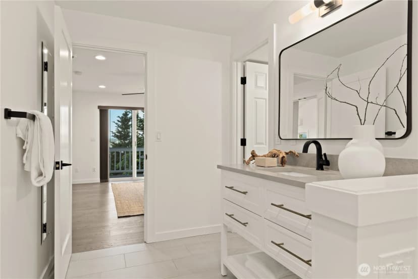 Property photo for 7712 89th Place Se, Mercer Island photo 23