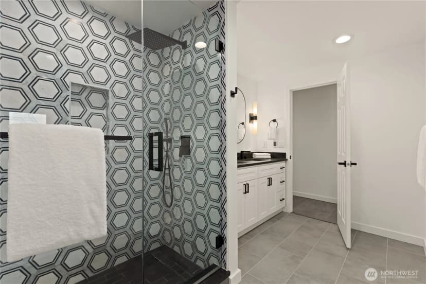 Property photo for 7712 89th Place Se, Mercer Island photo 35