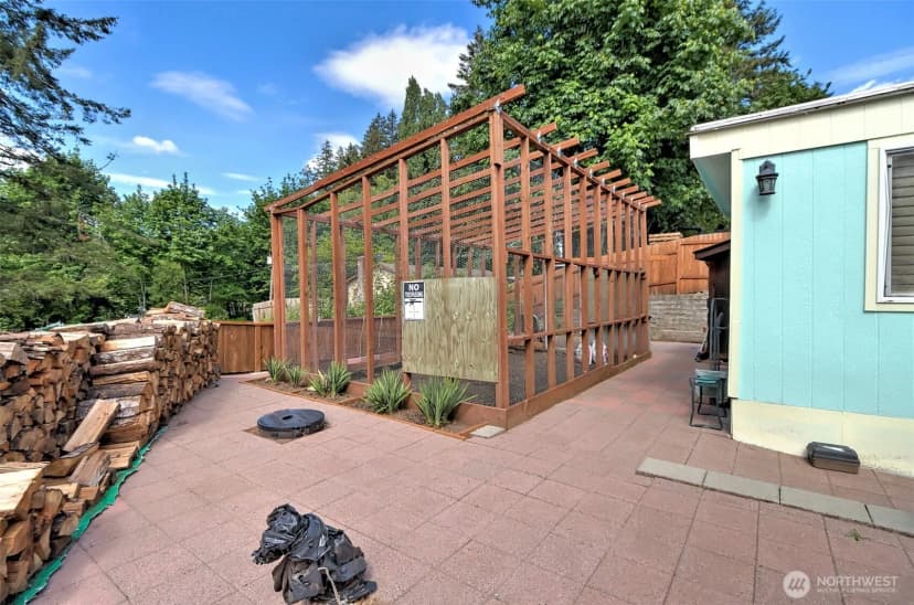 Property photo for 302 E Oak Street, Shelton photo 25
