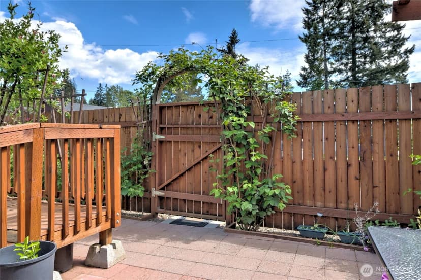 Property photo for 302 E Oak Street, Shelton photo 35
