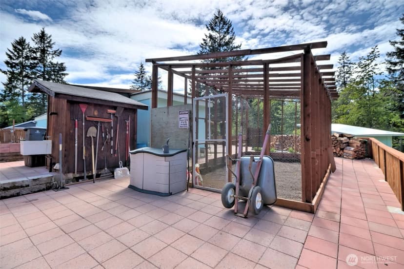 Property photo for 302 E Oak Street, Shelton photo 26