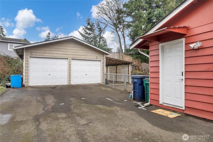 Property photo for 28461 26th Avenue S, Federal Way photo 23