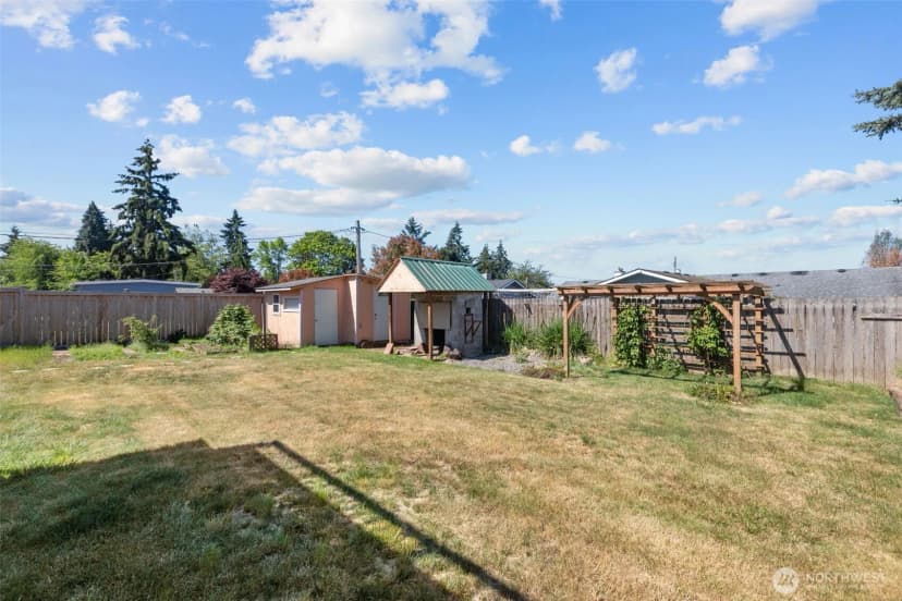 Property photo for 24527 36th Avenue S, Kent photo 34