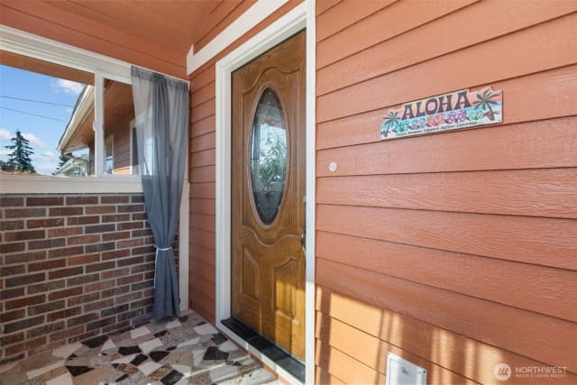 Property photo for 24527 36th Avenue S, Kent photo 2