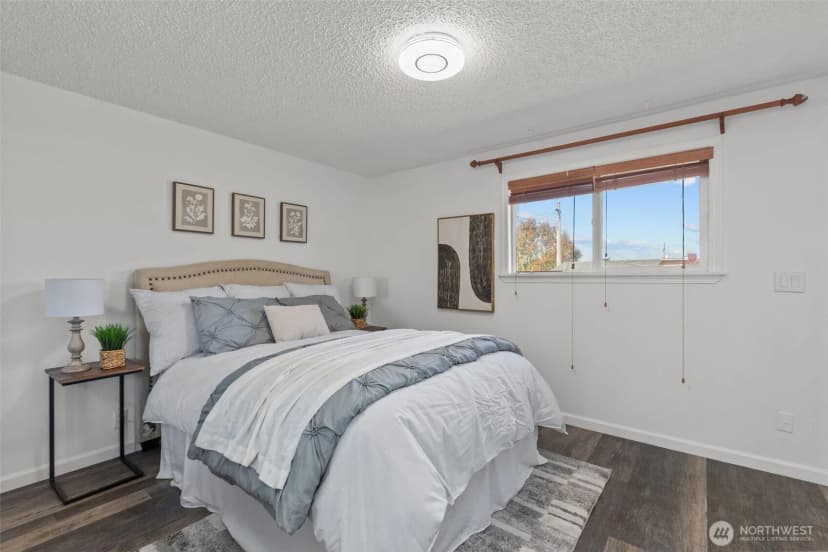 Property photo for 24527 36th Avenue S, Kent photo 14