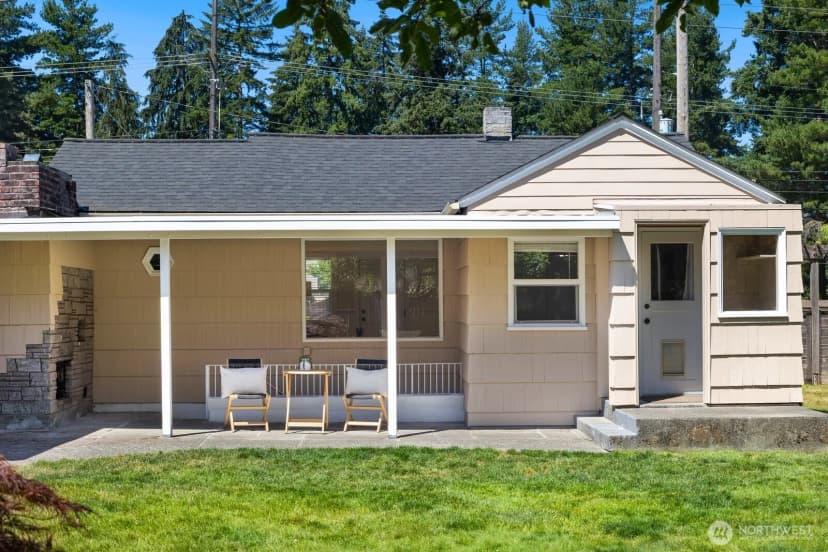Property photo for 17904 8th Avenue Ne, Shoreline photo 25