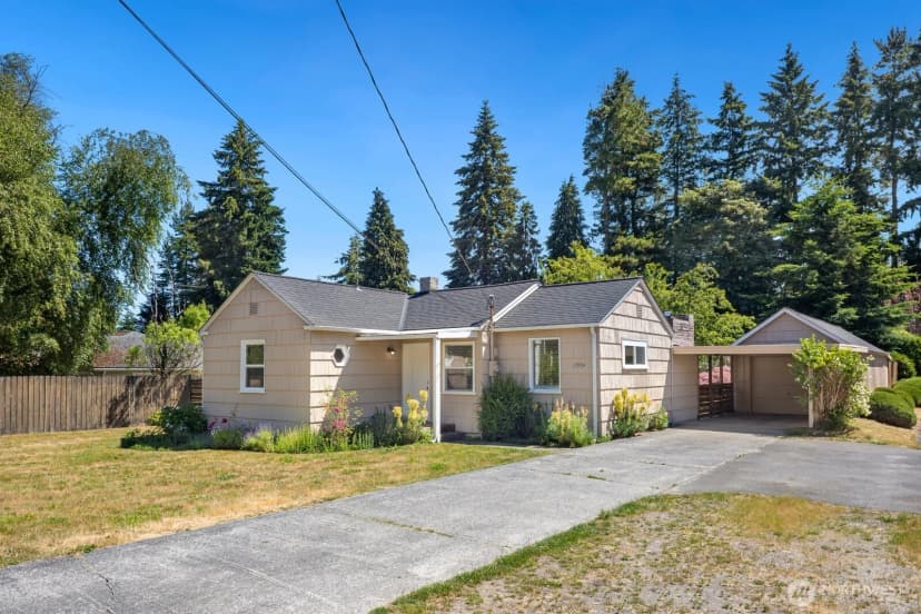 Property photo for 17904 8th Avenue Ne, Shoreline photo 27