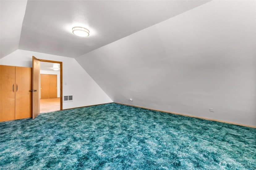 Property photo for 122 Bellflower Road, Bothell photo 20