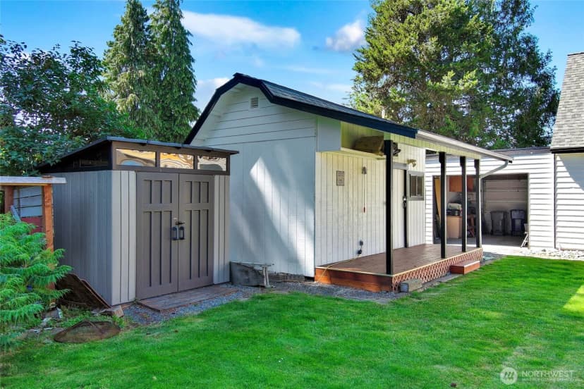 Property photo for 122 Bellflower Road, Bothell photo 27