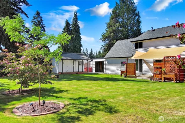 Property photo for 122 Bellflower Road, Bothell photo 5