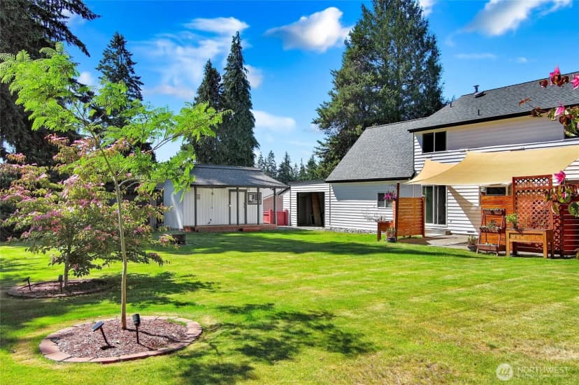 Property photo for 122 Bellflower Road, Bothell photo 5