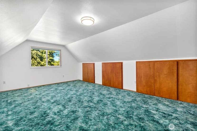 Property photo for 122 Bellflower Road, Bothell photo 21