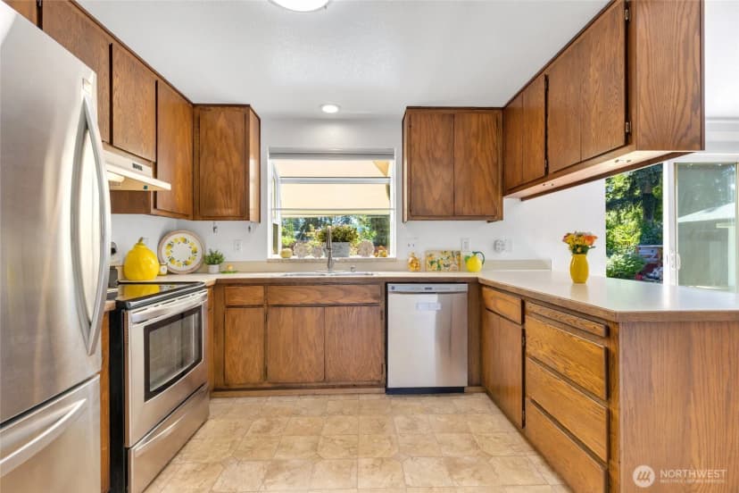 Property photo for 122 Bellflower Road, Bothell photo 9