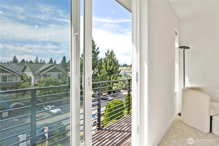 Property photo for 10306 Midvale Avenue N #a, Seattle photo 20