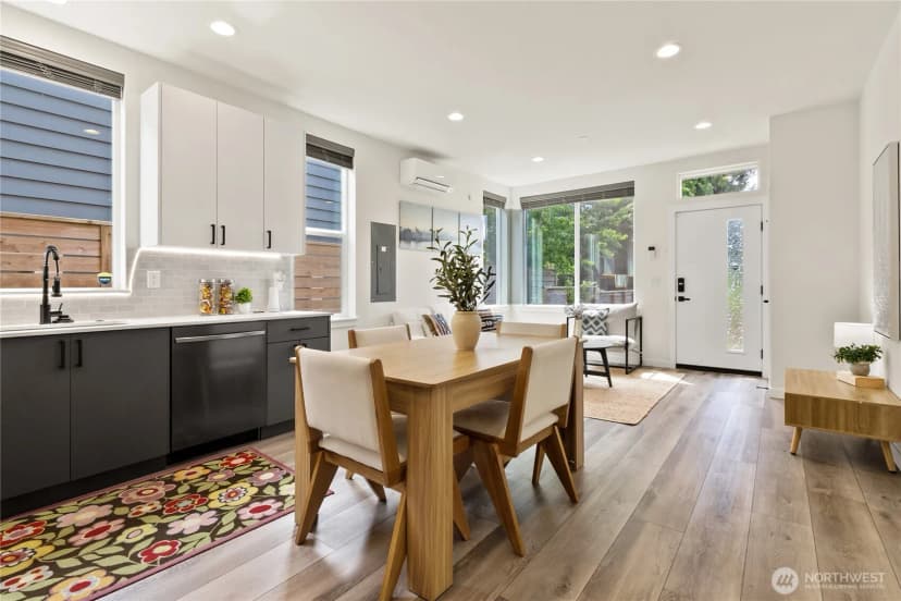 Property photo for 10306 Midvale Avenue N #a, Seattle photo 8