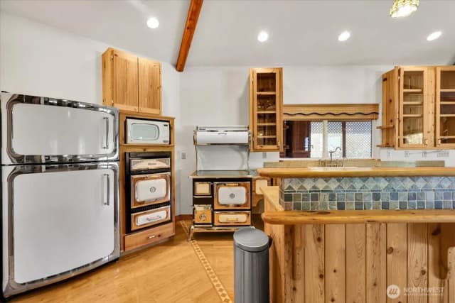 Property photo for 17049 Lake Point Drive Se, Yelm photo 5