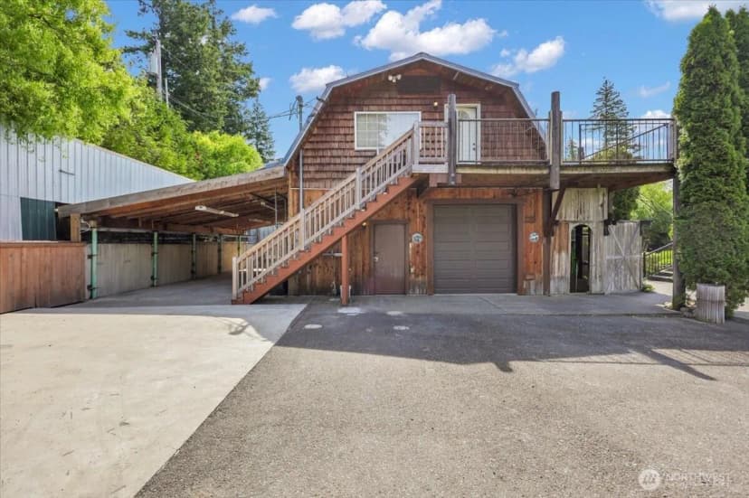 Property photo for 17049 Lake Point Drive Se, Yelm photo 29