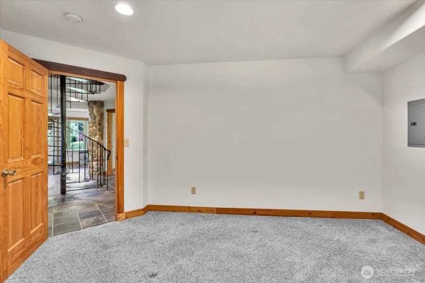 Property photo for 17049 Lake Point Drive Se, Yelm photo 20