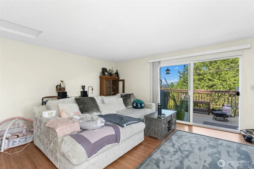 Property photo for 5113 S 4th Avenue, Everett photo 8