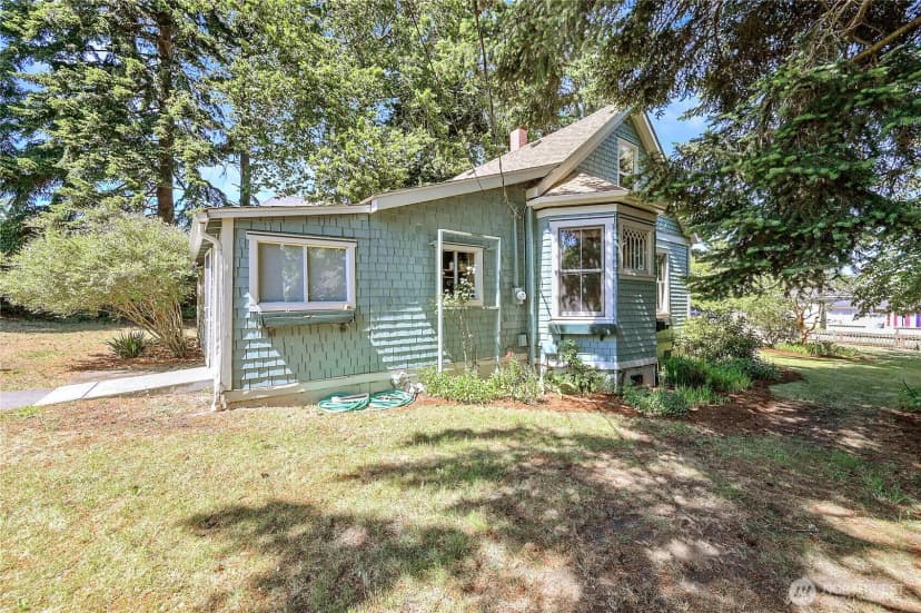 Property photo for 911 Tyler Street, Port Townsend photo 7