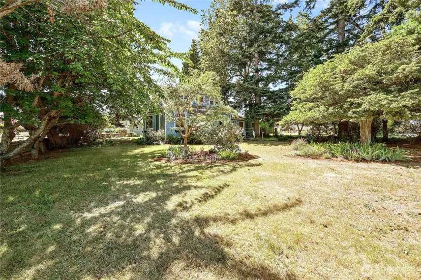 Property photo for 911 Tyler Street, Port Townsend photo 11