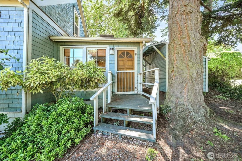 Property photo for 911 Tyler Street, Port Townsend photo 5