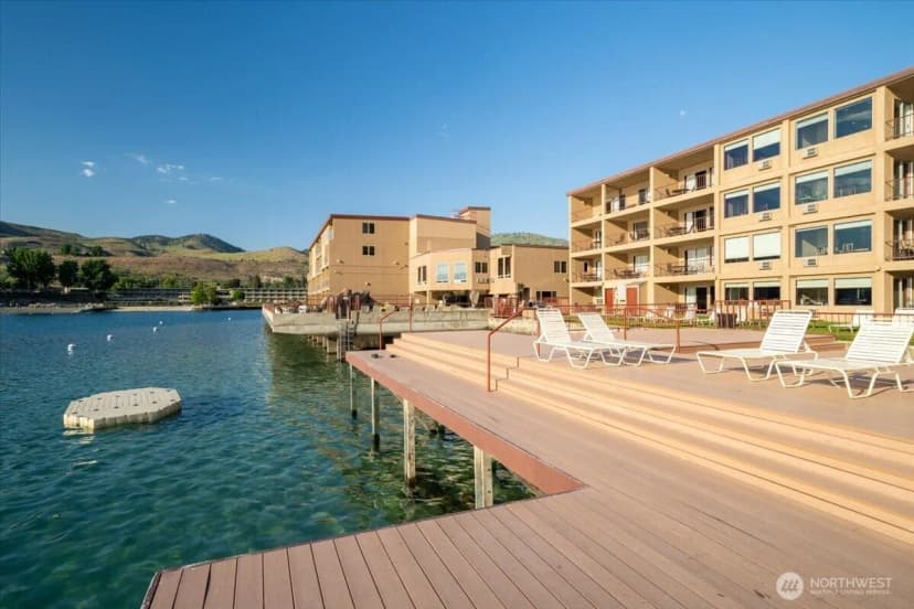 Property photo for 322 W Woodin Avenue #721, Chelan photo 22