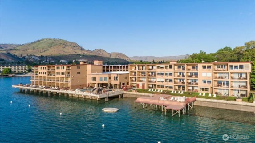 Property photo for 322 W Woodin Avenue #721, Chelan photo 11