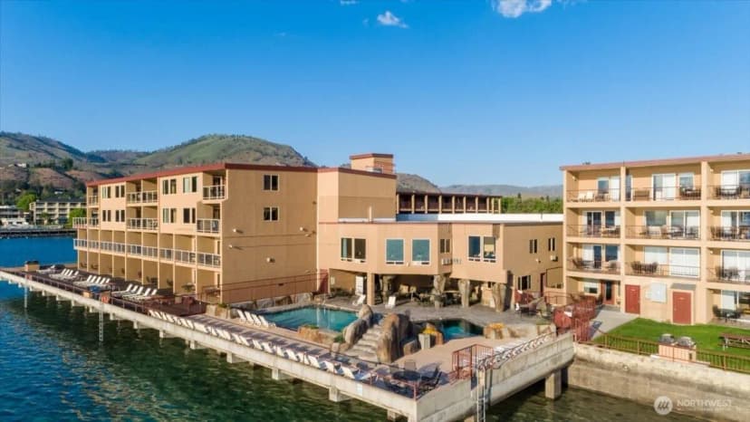 Property photo for 322 W Woodin Avenue #721, Chelan photo 15