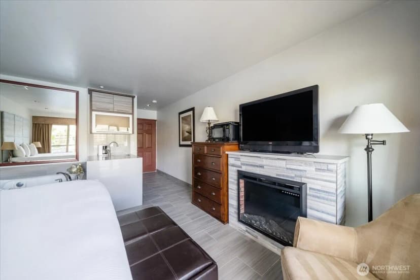 Property photo for 322 W Woodin Avenue #721, Chelan photo 7