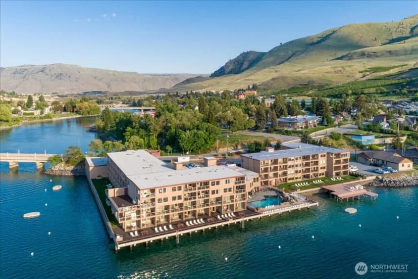 Property photo for 322 W Woodin Avenue #721, Chelan photo 13