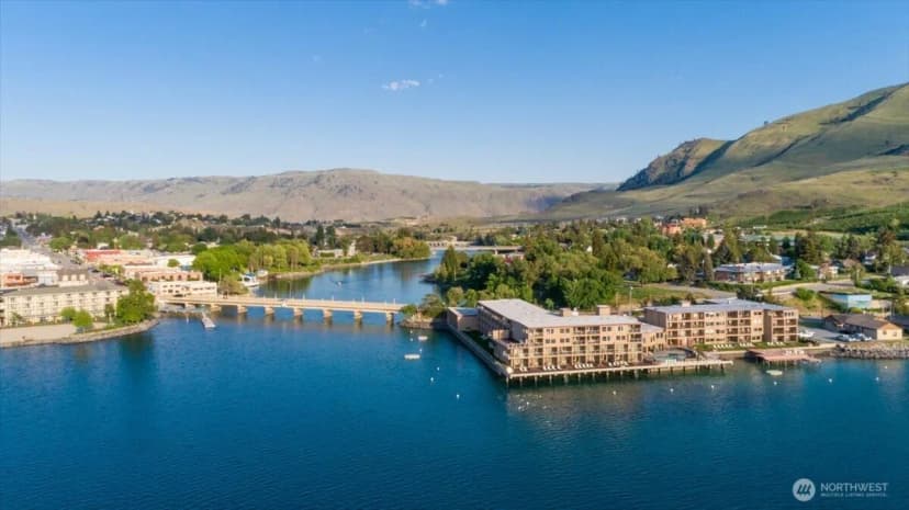 Property photo for 322 W Woodin Avenue #721, Chelan photo 12