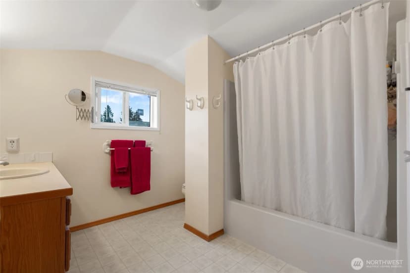 Property photo for 3602 Lorne Street Se, Tumwater photo 28