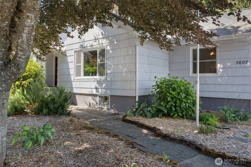 Property photo for 3602 Lorne Street Se, Tumwater photo 5