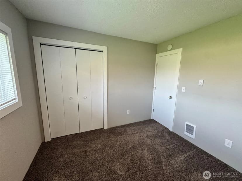 Property photo for 124 Mitchell Street, Sumas photo 19