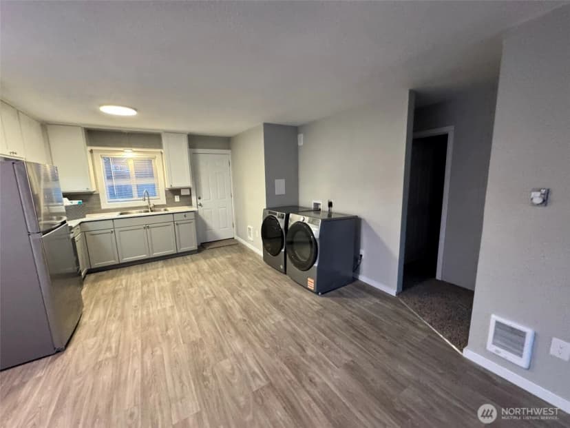 Property photo for 124 Mitchell Street, Sumas photo 7