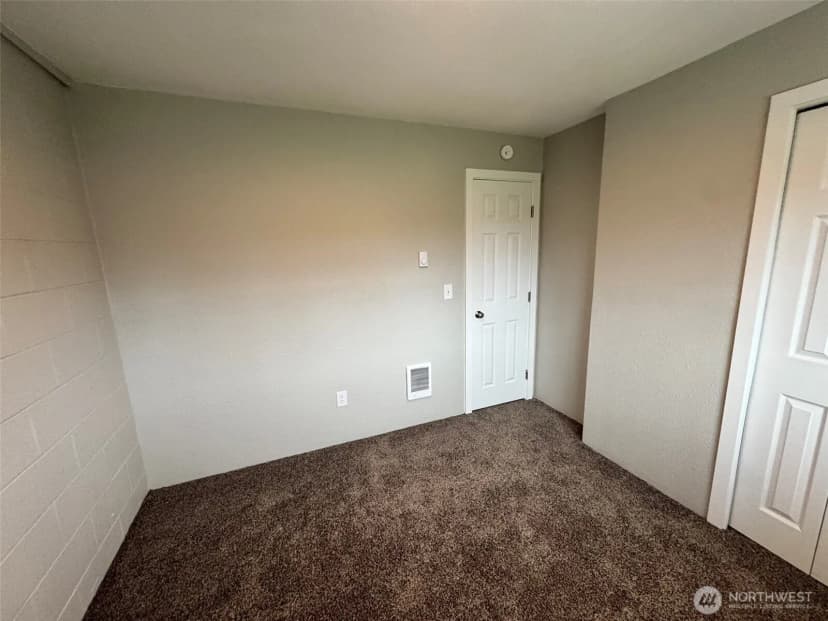 Property photo for 124 Mitchell Street, Sumas photo 27