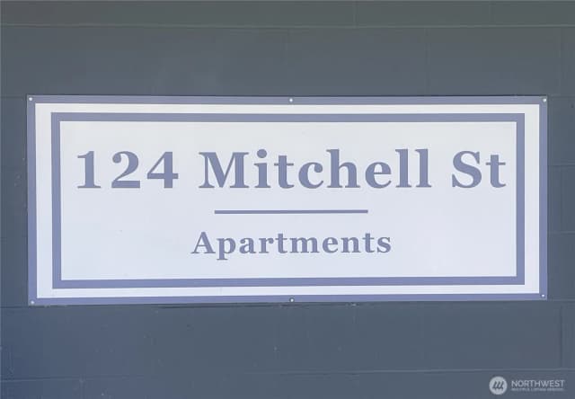 Property photo for 124 Mitchell Street, Sumas photo 2
