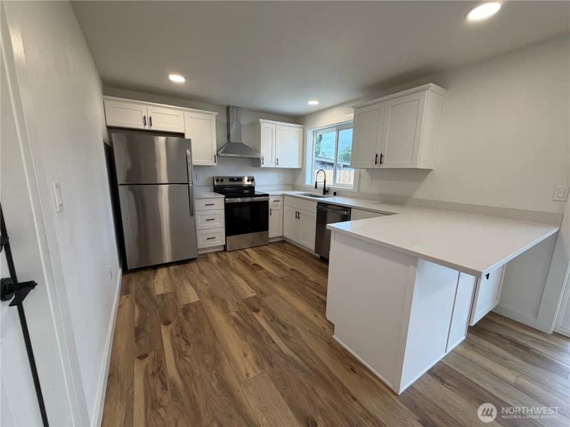 Property photo for 303 Railroad Street Sw, Yelm photo 9