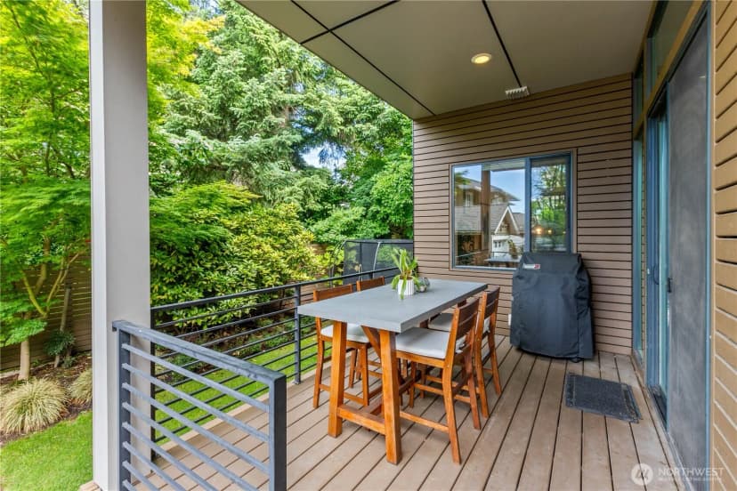Property photo for 1313 4th Avenue W, Seattle photo 31