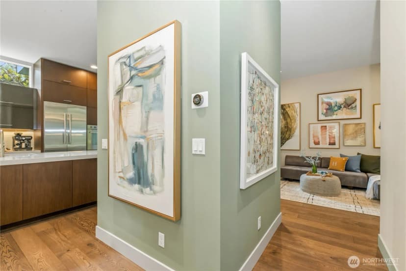 Property photo for 1313 4th Avenue W, Seattle photo 12