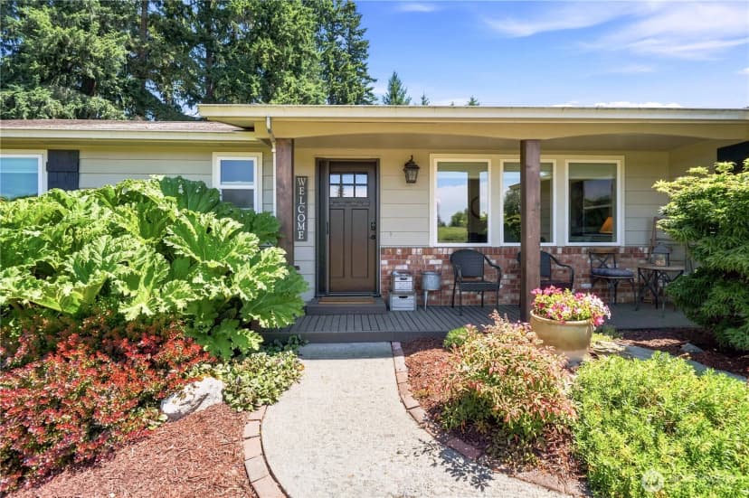 Property photo for 7229 65th Avenue Se, Snohomish photo 2