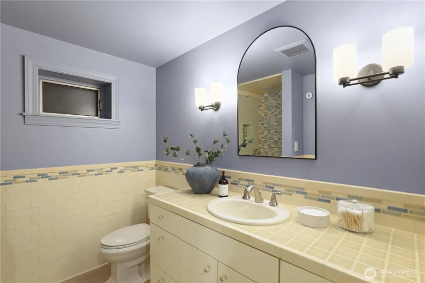 Property photo for 719 Harvard Avenue E, Seattle photo 35