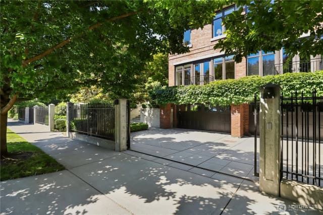 Property photo for 719 Harvard Avenue E, Seattle