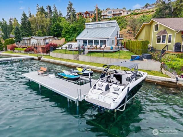 Property photo for 1386 S Lakeshore Road, Chelan photo 5