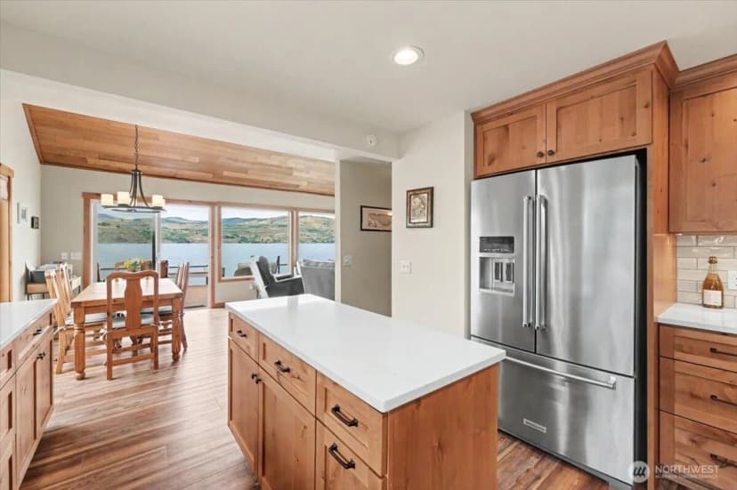 Property photo for 1386 S Lakeshore Road, Chelan photo 23